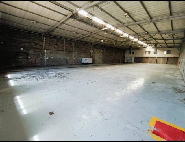 INDUSTRIAL PROPERTY TO RENT IN KAYA SAND